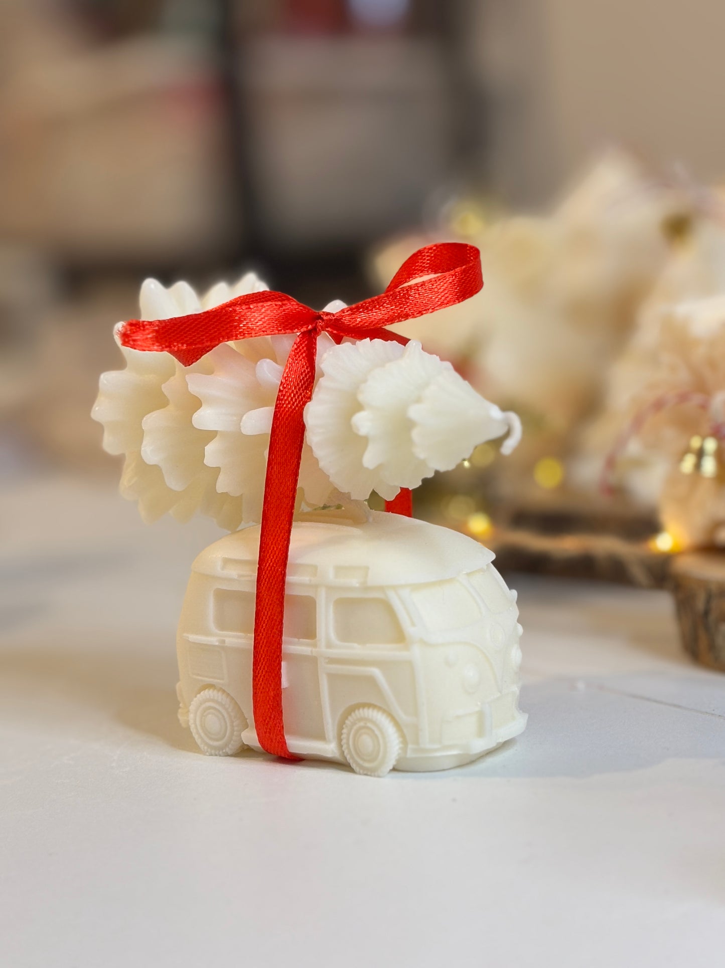 Candela Van/Pulmino con Albero di Natale