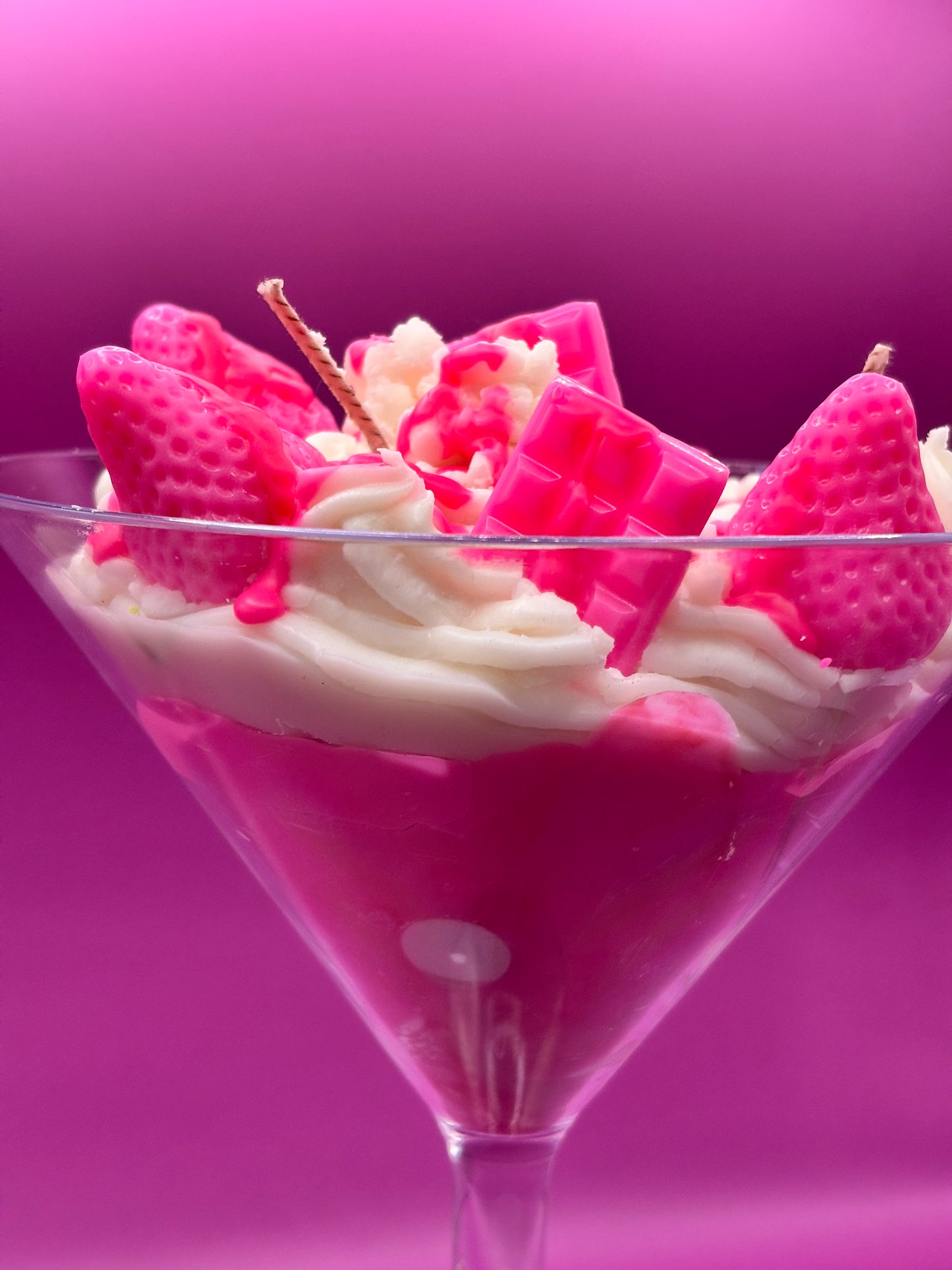 Strawberry Martini – Candela Dessert in Calice